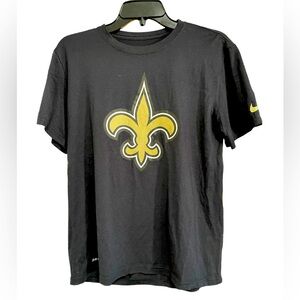 The Nike Tee Dri-Fit Athletic cut size M